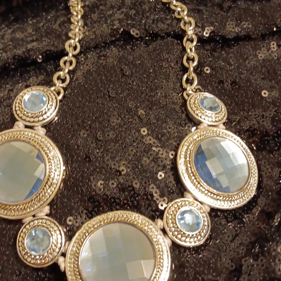 Statement Necklace - Picture 5 of 5